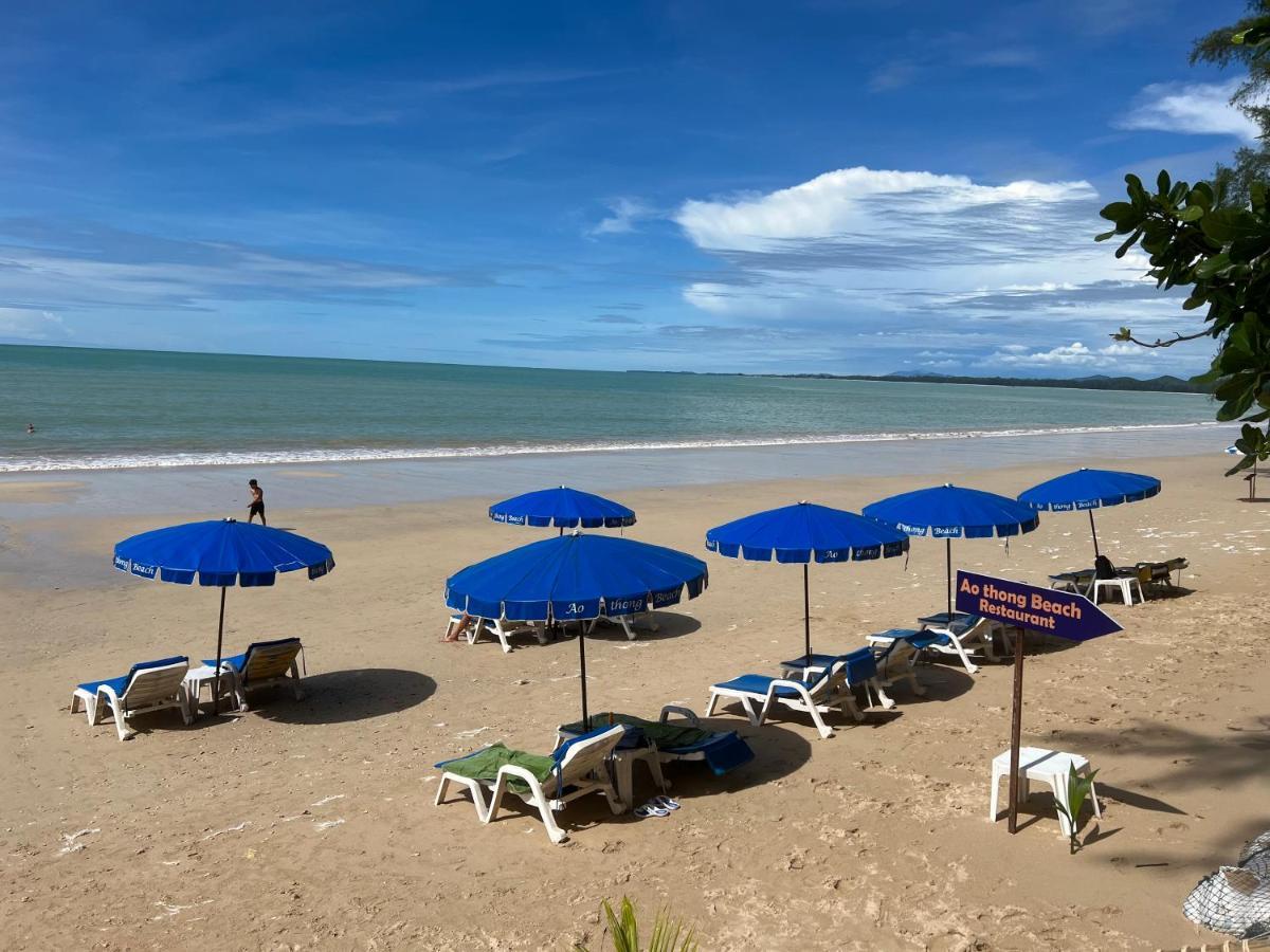 Ao Thong Beach Resort Bang Sak Exterior photo